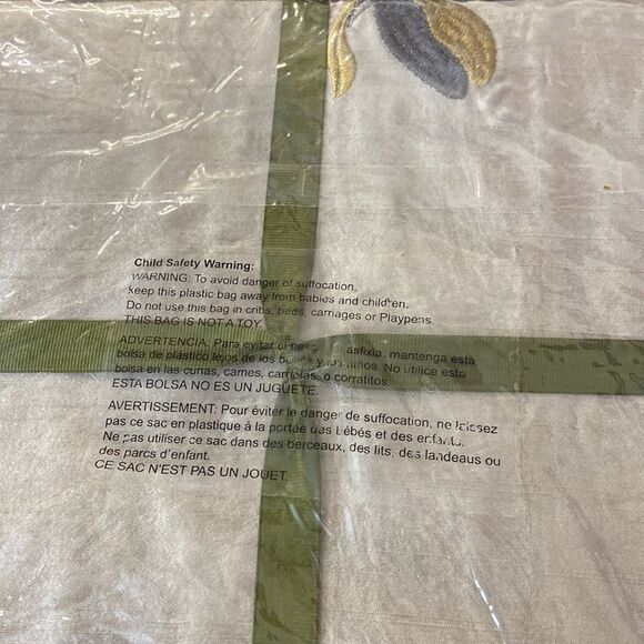 Michael Aram Iris Embroidered
Duvet Cover, full/Queen - Picture 4 of 6